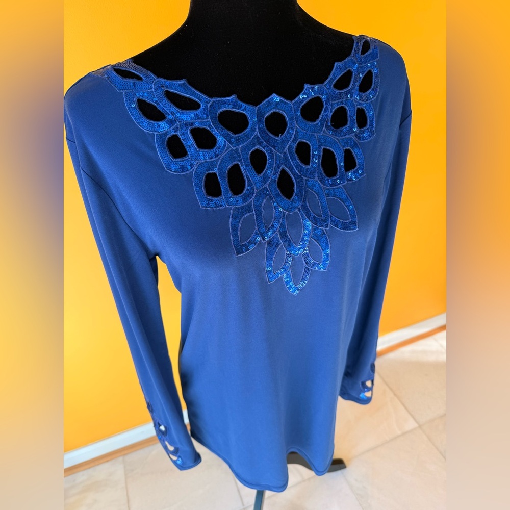Joan Boyce Blue Cutout Blouse - Picture 2 of 9